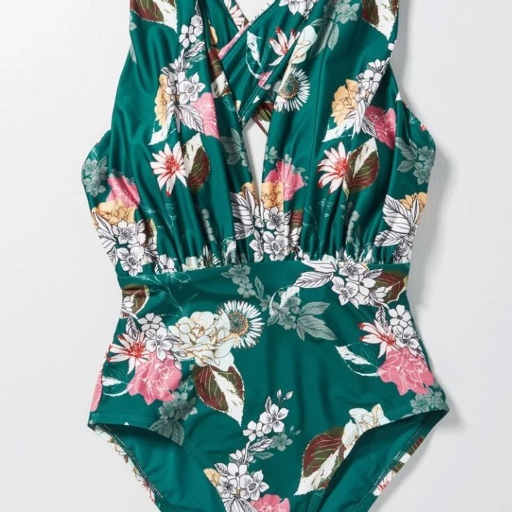 New ModCloth Green Floral Swimsuit - Picture 5 of 5